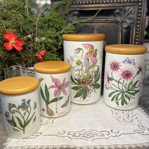 Vintage PORTMEIRION Botanic Garden white floral ceramic container wood lid